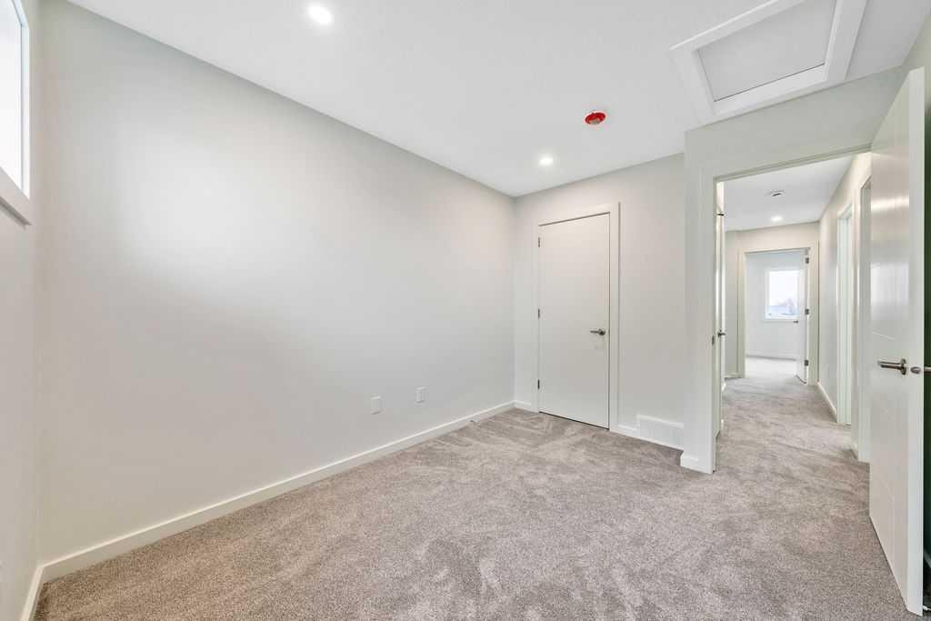 401 Strathcona Circle, Strathmore, AB - Indoor Photo Showing Other Room