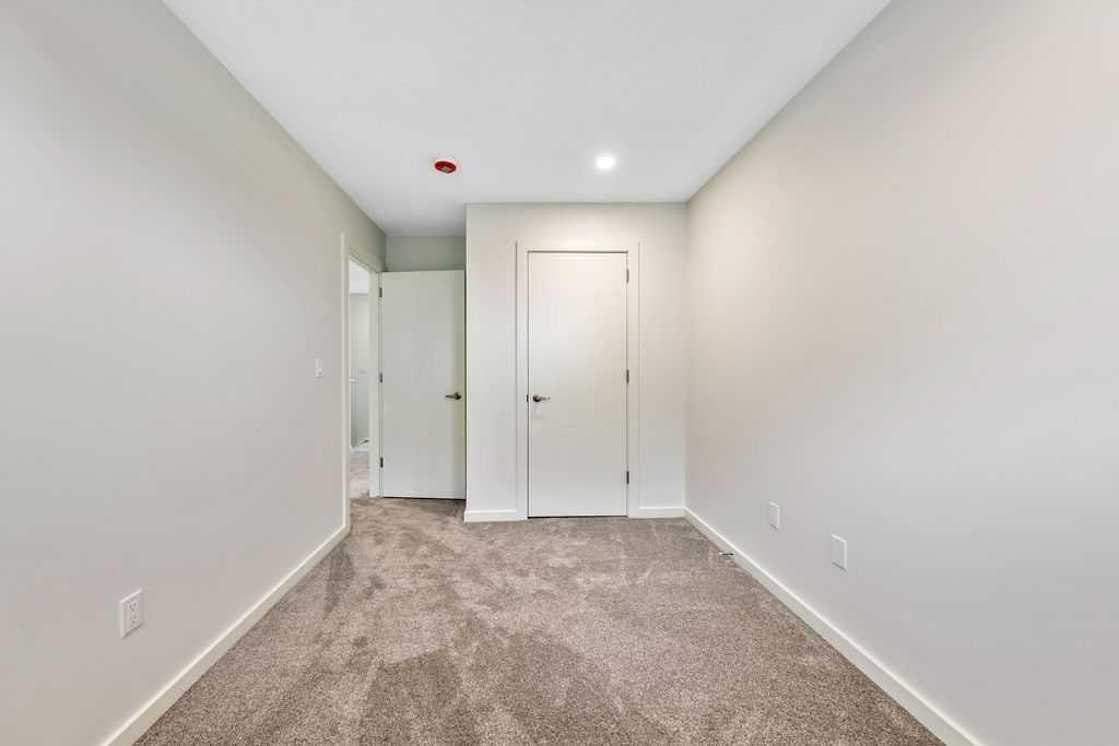 401 Strathcona Circle, Strathmore, AB - Indoor Photo Showing Other Room
