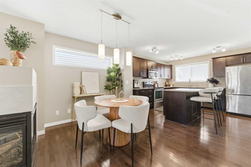 87 Sage Hill Way Nw, Calgary, AB - Indoor Photo Showing Dining Room