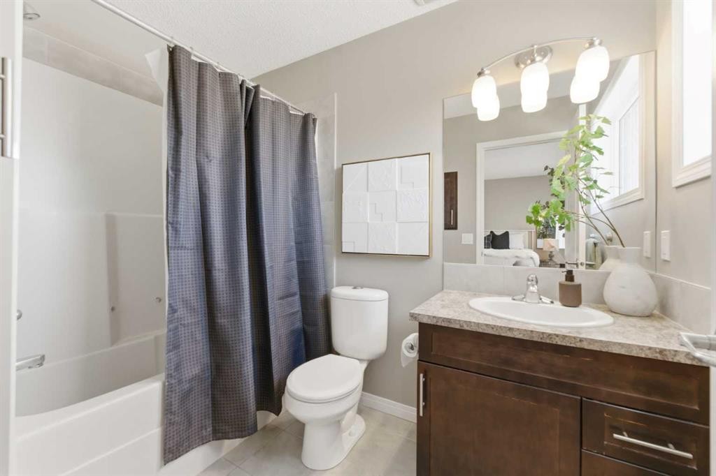 87 Sage Hill Way Nw, Calgary, AB - Indoor Photo Showing Bathroom