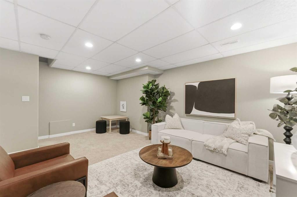 87 Sage Hill Way Nw, Calgary, AB - Indoor Photo Showing Other Room