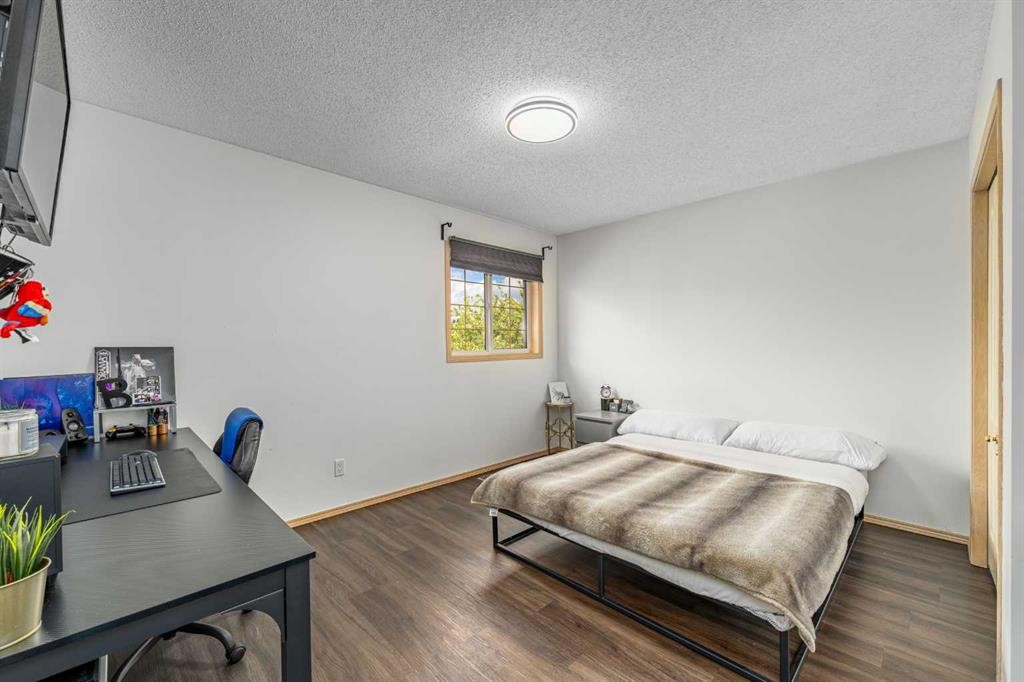 648 Scimitar Bay Nw, Calgary, AB - Indoor
