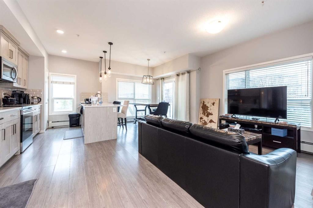 116-4350 Seton Drive Se, Calgary, AB - Indoor