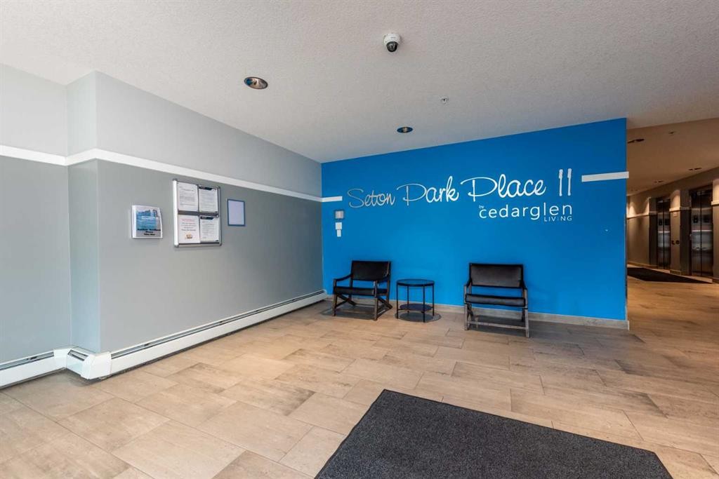 116-4350 Seton Drive Se, Calgary, AB - Indoor Photo Showing Other Room
