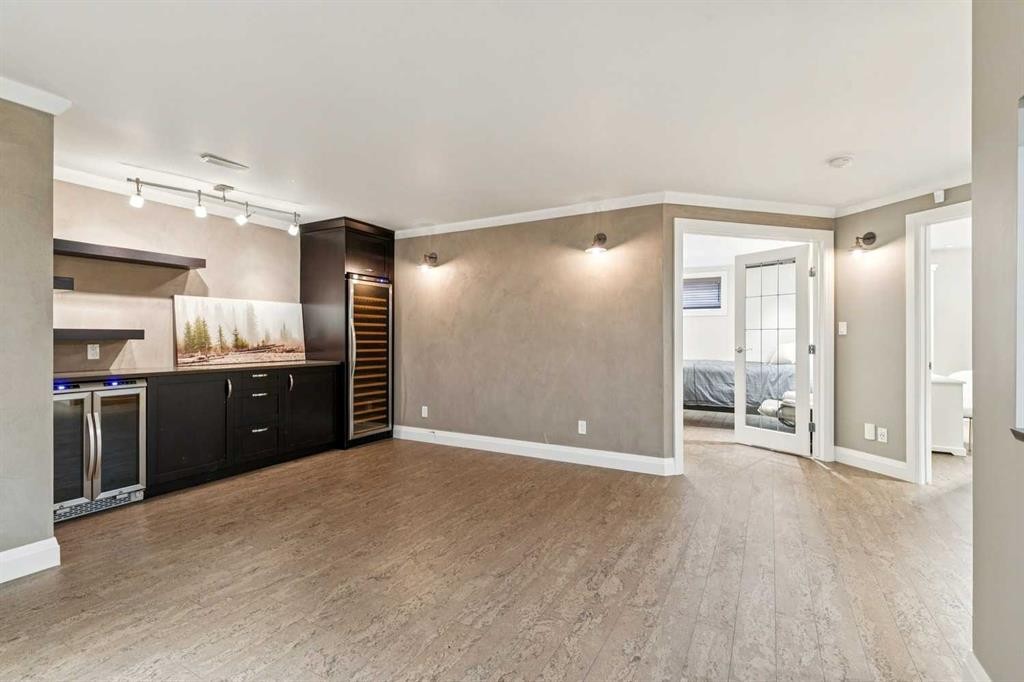 367 Discovery Place Sw, Calgary, AB - Indoor Photo Showing Laundry Room