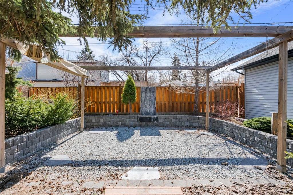 803 94 Avenue Sw, Calgary, AB - Outdoor