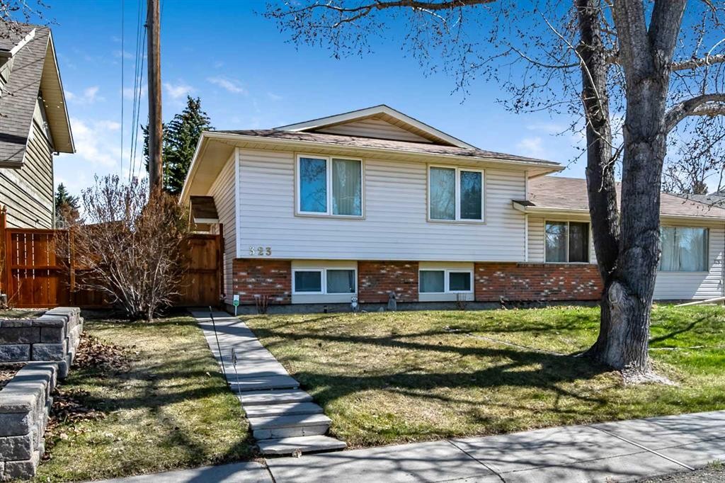 323 Woodvale Crescent Sw, Calgary, AB - Outdoor