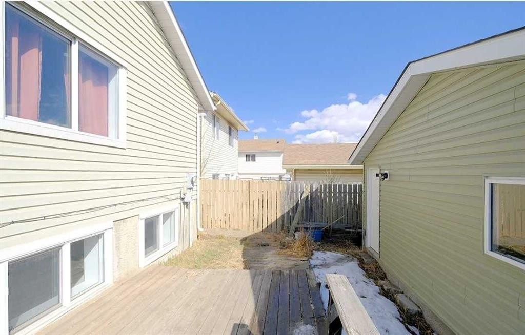 6923 Laguna Way Ne, Calgary, AB - Outdoor With Exterior