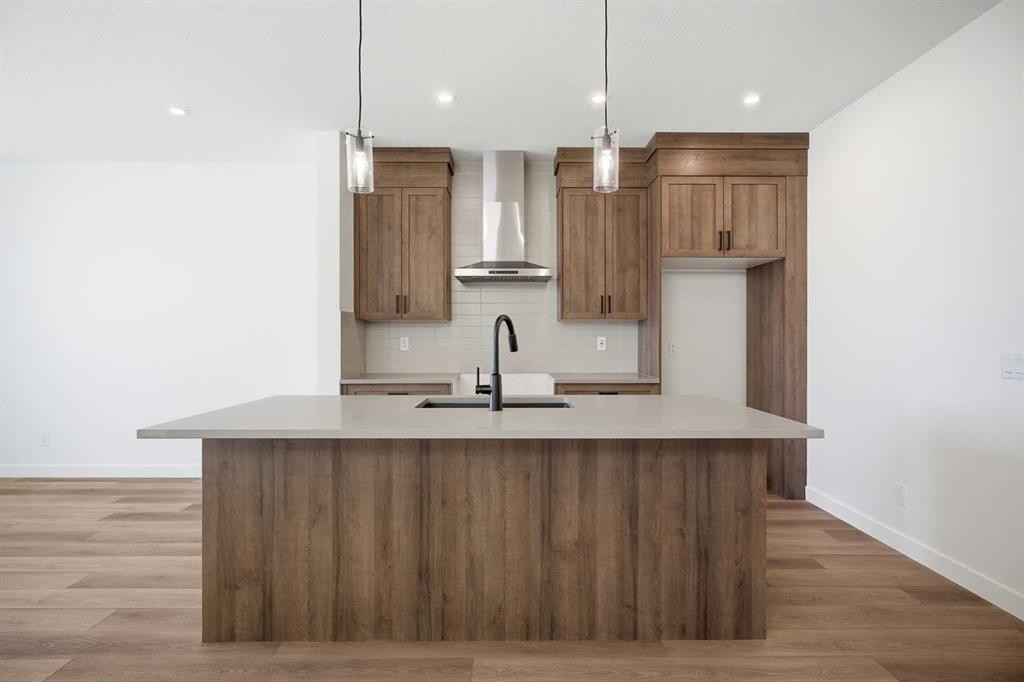 201 Bridgeport Gate, Chestermere, AB - Indoor Photo Showing Kitchen