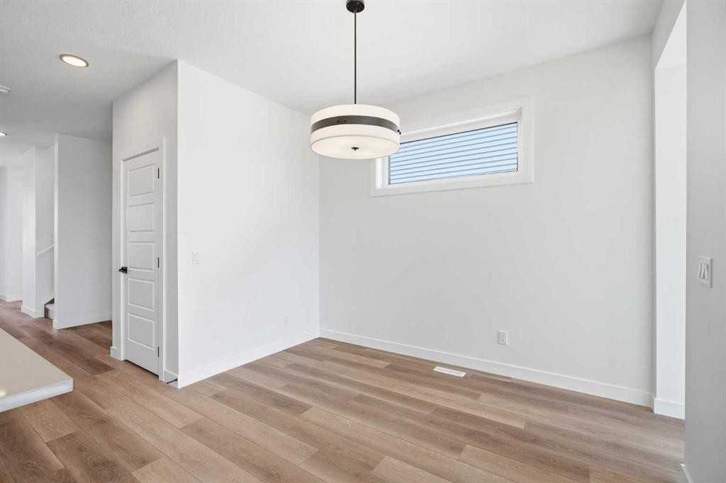 201 Bridgeport Gate, Chestermere, AB - Indoor Photo Showing Other Room