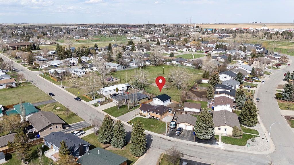 47 Willow Road, Claresholm, AB - Outdoor With View