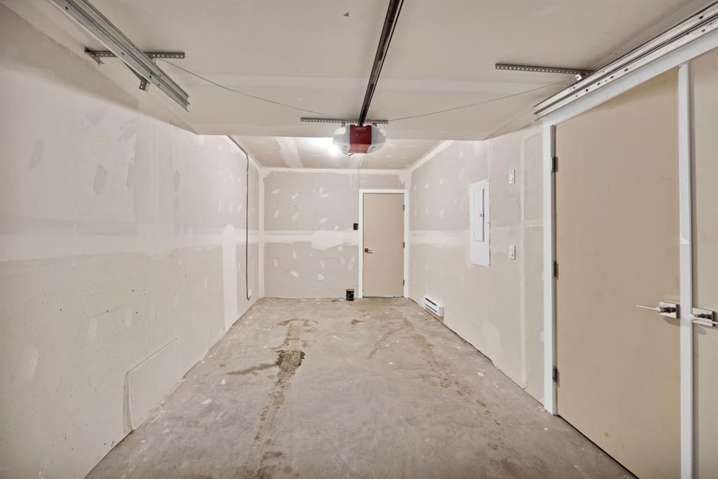 105 Panatella Square Nw, Calgary, AB - Indoor