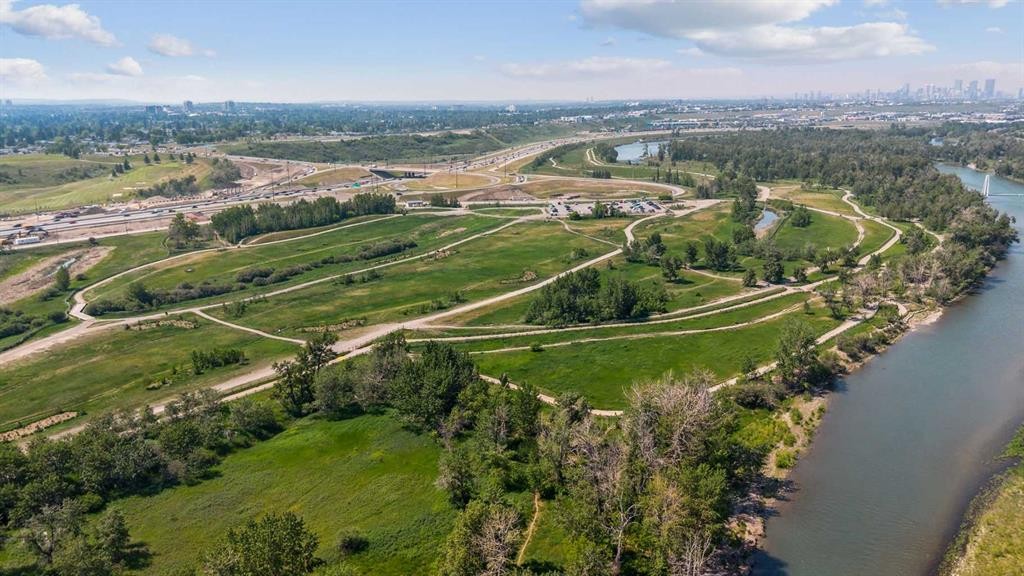 103-211 Quarry Way Se, Calgary, AB - Outdoor With View