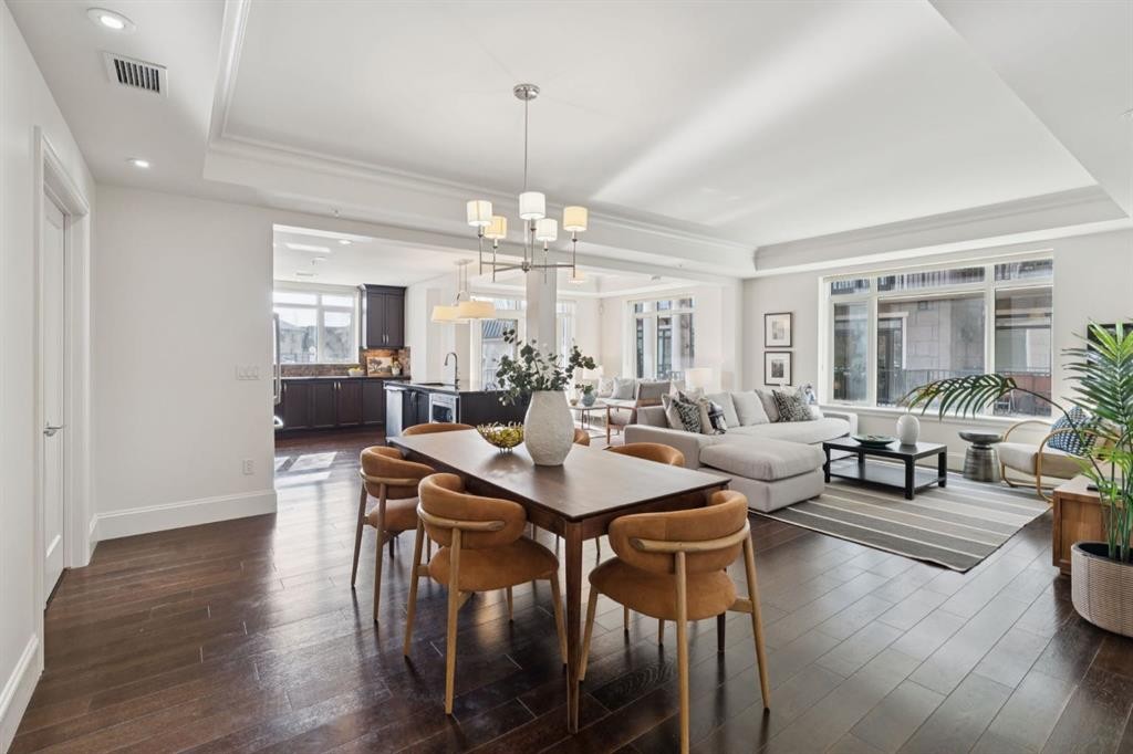 103-211 Quarry Way Se, Calgary, AB - Indoor