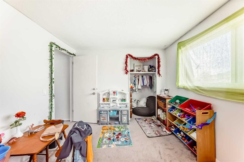 3042 Doverville Crescent Se, Calgary, AB - Indoor