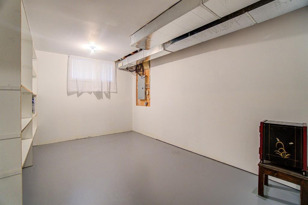 26 Skyline Crescent, Claresholm, AB - Indoor