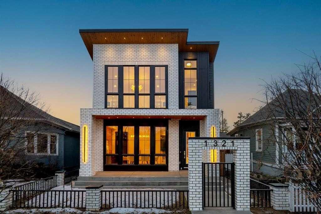 1321 10 Avenue Se, Calgary, AB - Outdoor