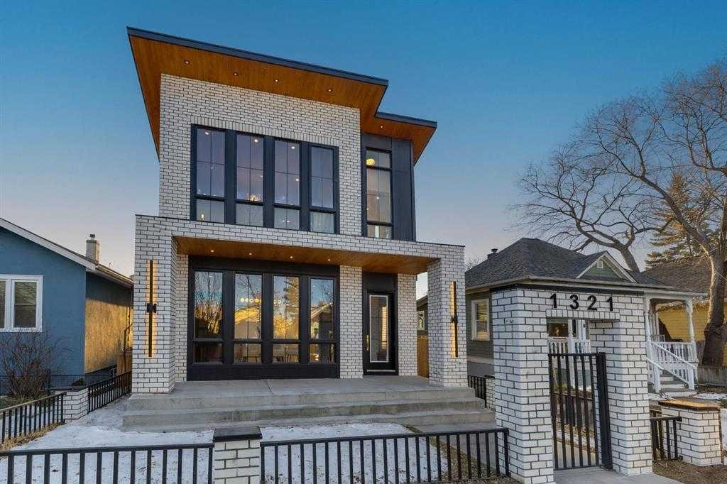 1321 10 Avenue Se, Calgary, AB - Outdoor