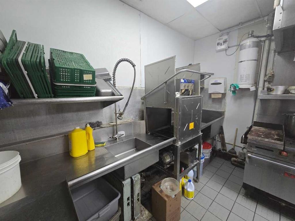 430 Acadia Drive Se, Calgary, AB