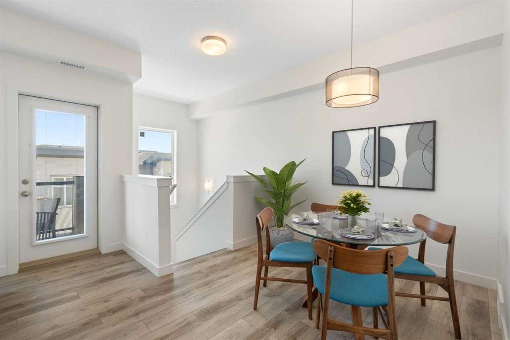 132 Spring Creek Common Sw, Calgary, AB - Indoor Photo Showing Dining Room
