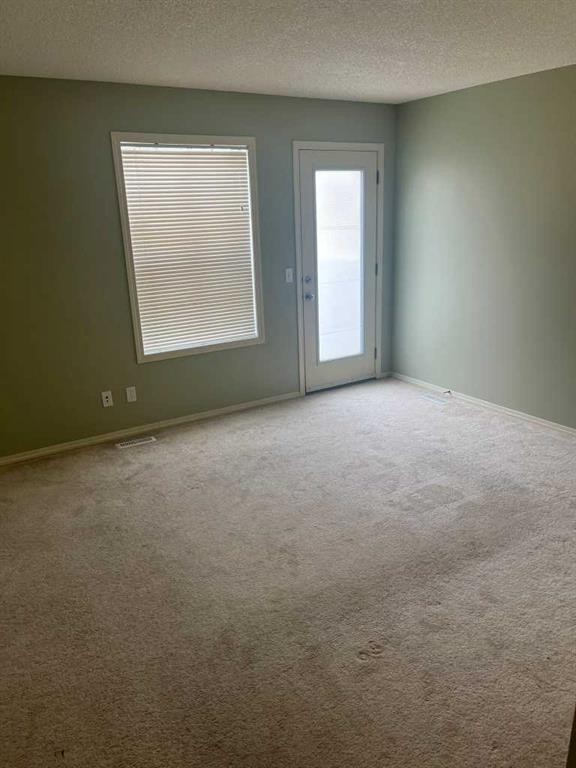 138 Saddlebrook Point Ne, Calgary, AB - Indoor Photo Showing Other Room