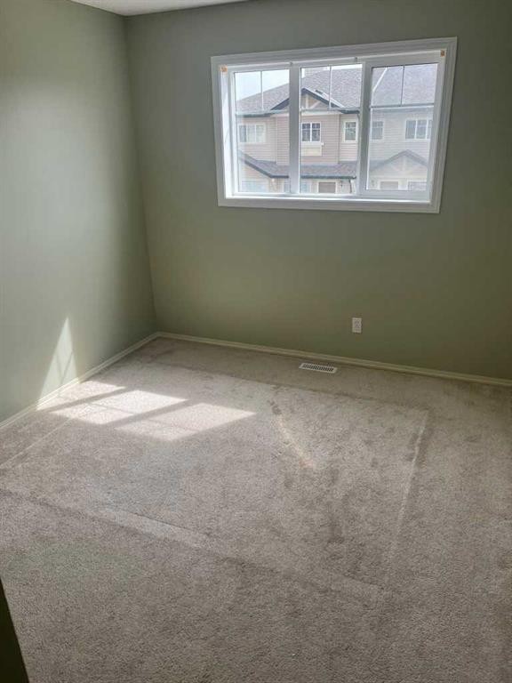 138 Saddlebrook Point Ne, Calgary, AB - Indoor Photo Showing Other Room