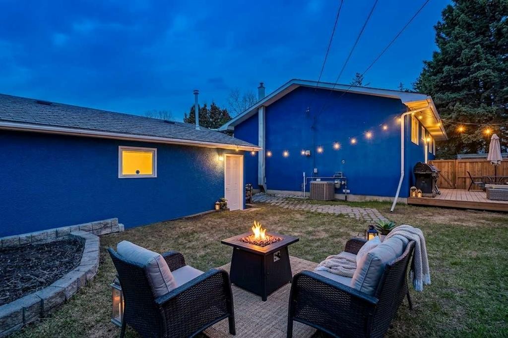 252 Allan Crescent Se, Calgary, AB - Outdoor With Deck Patio Veranda