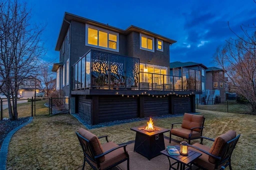 385 Rainbow Falls Way, Chestermere, AB - Outdoor