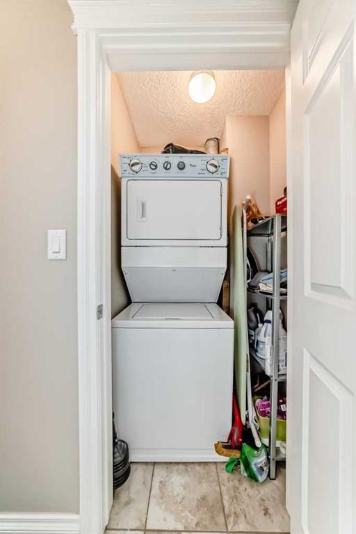 3506-24 Hemlock Crescent Sw, Calgary, AB - Indoor Photo Showing Laundry Room