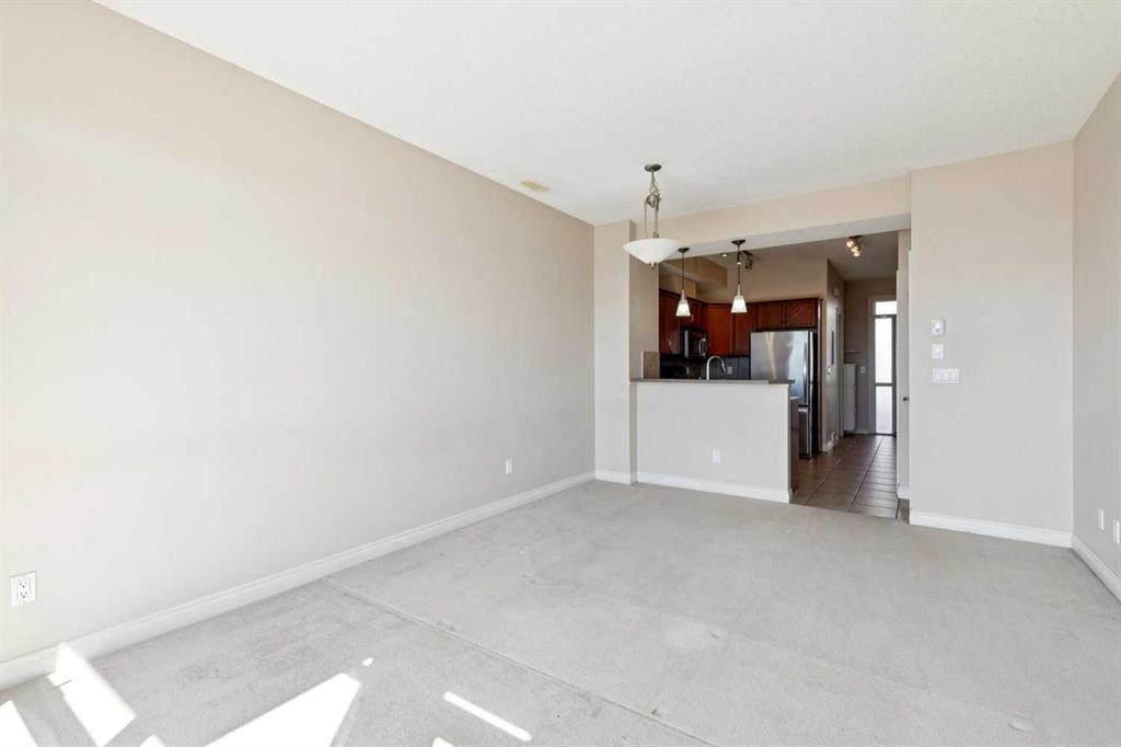 14-169 Rockyledge View Nw, Calgary, AB - Indoor