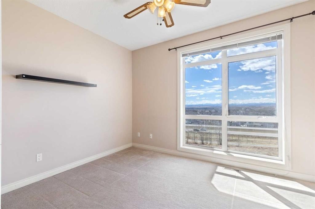 14-169 Rockyledge View Nw, Calgary, AB - Indoor Photo Showing Other Room