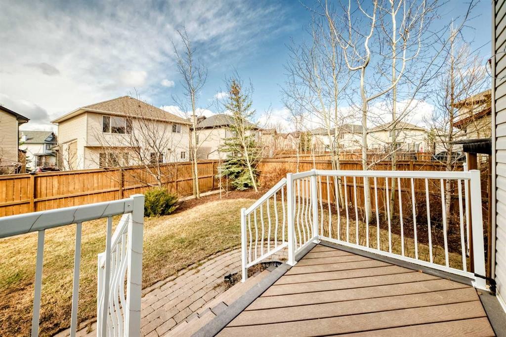 250 Royal Birch Way Nw, Calgary, AB - Outdoor