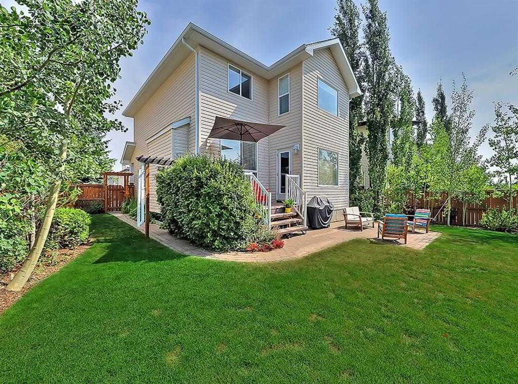 250 Royal Birch Way Nw, Calgary, AB - Outdoor