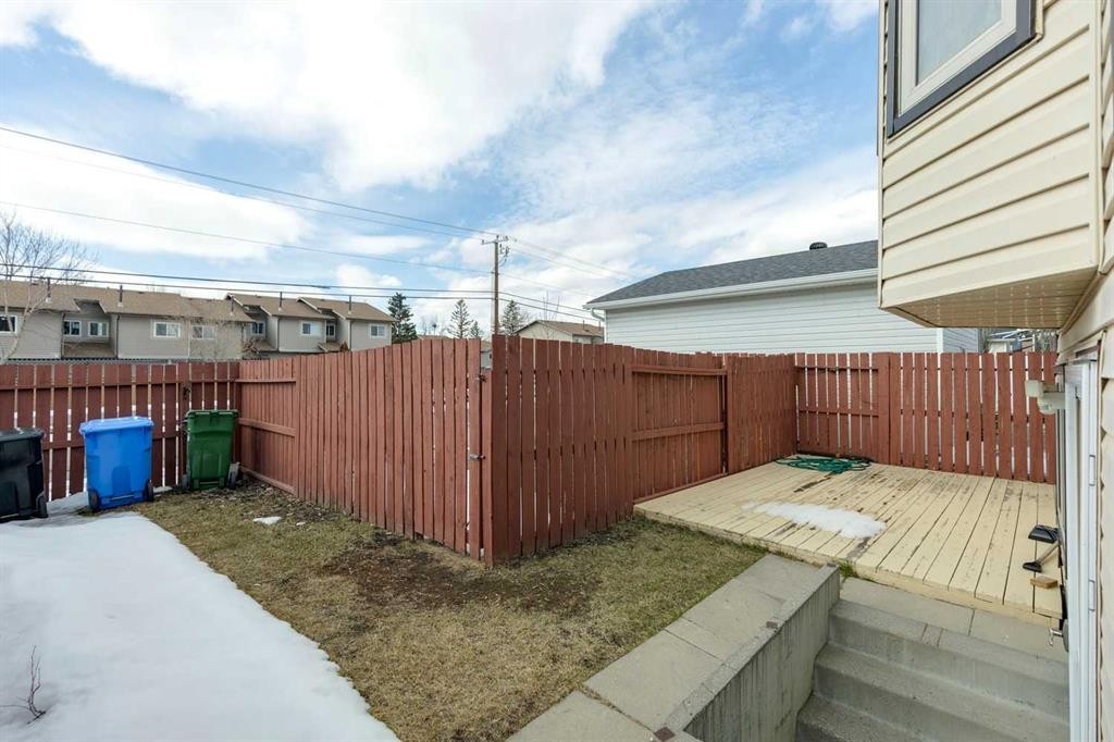 156 Falshire Close Ne, Calgary, AB - Outdoor