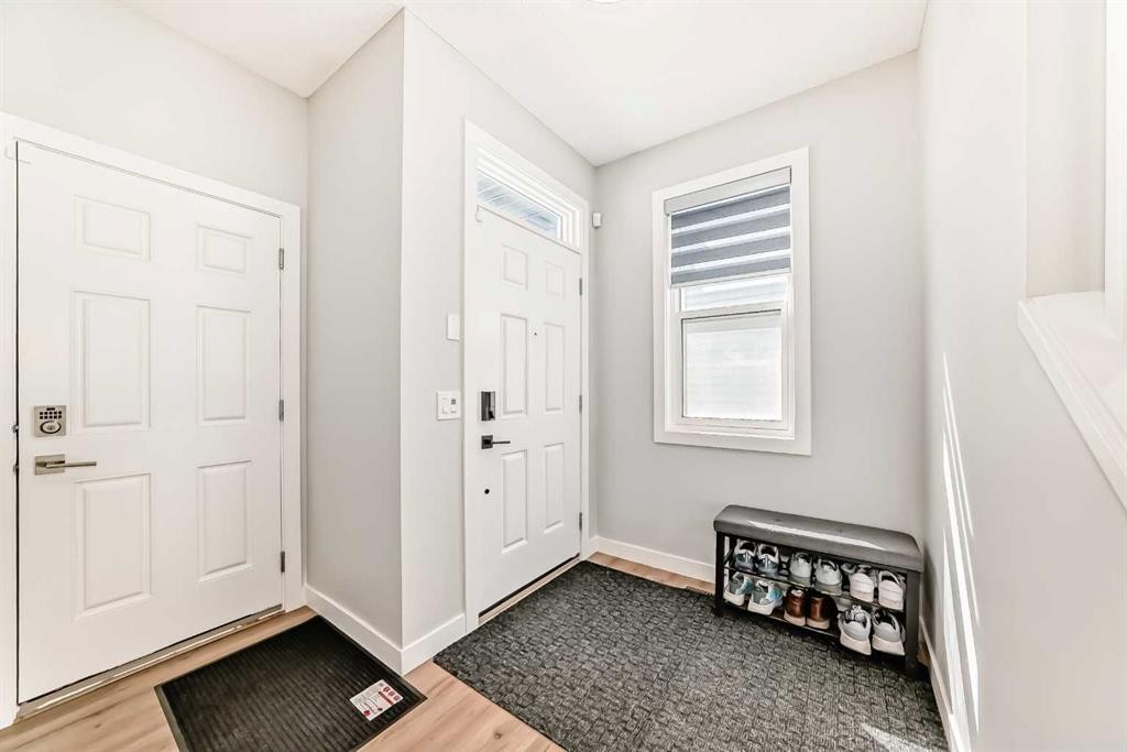 95 Cornerbrook Common Ne, Calgary, AB - Indoor Photo Showing Other Room