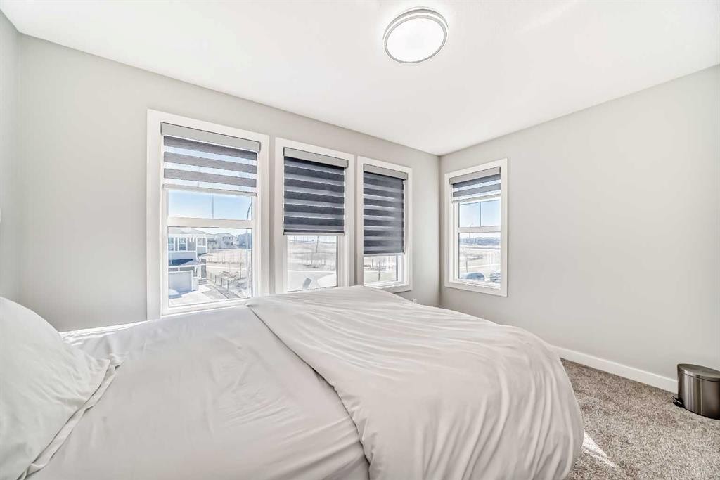 95 Cornerbrook Common Ne, Calgary, AB - Indoor Photo Showing Bedroom