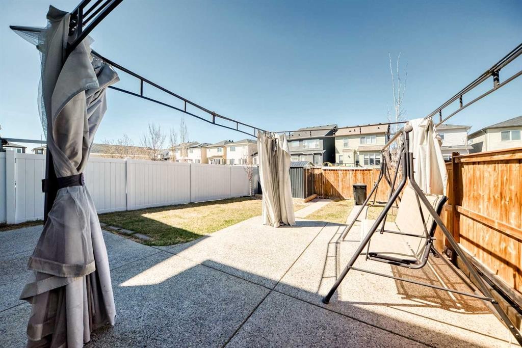 95 Cornerbrook Common Ne, Calgary, AB - Outdoor