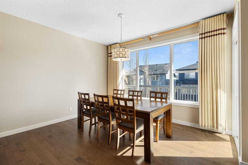 91 Panamount Common Nw, Calgary, AB - Indoor Photo Showing Dining Room