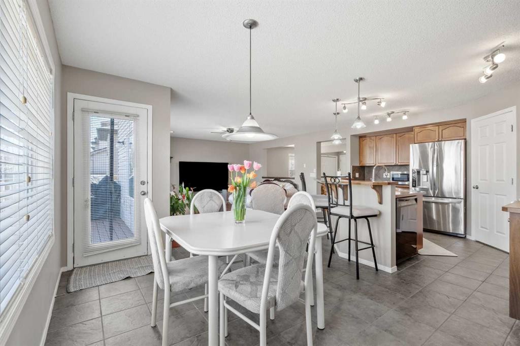 8 Chapalina Rise Se, Calgary, AB - Indoor Photo Showing Other Room