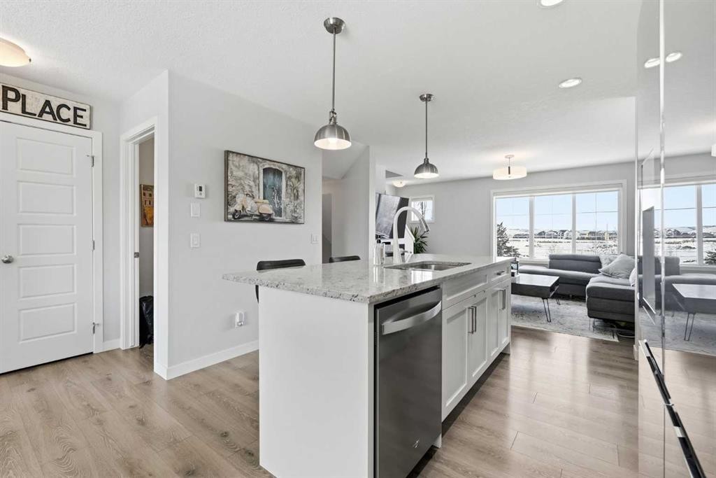 2202-250 Fireside View, Cochrane, AB - Indoor Photo Showing Kitchen With Upgraded Kitchen