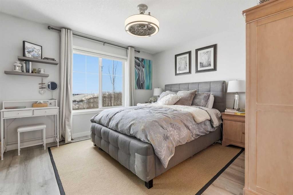 2202-250 Fireside View, Cochrane, AB - Indoor Photo Showing Bedroom