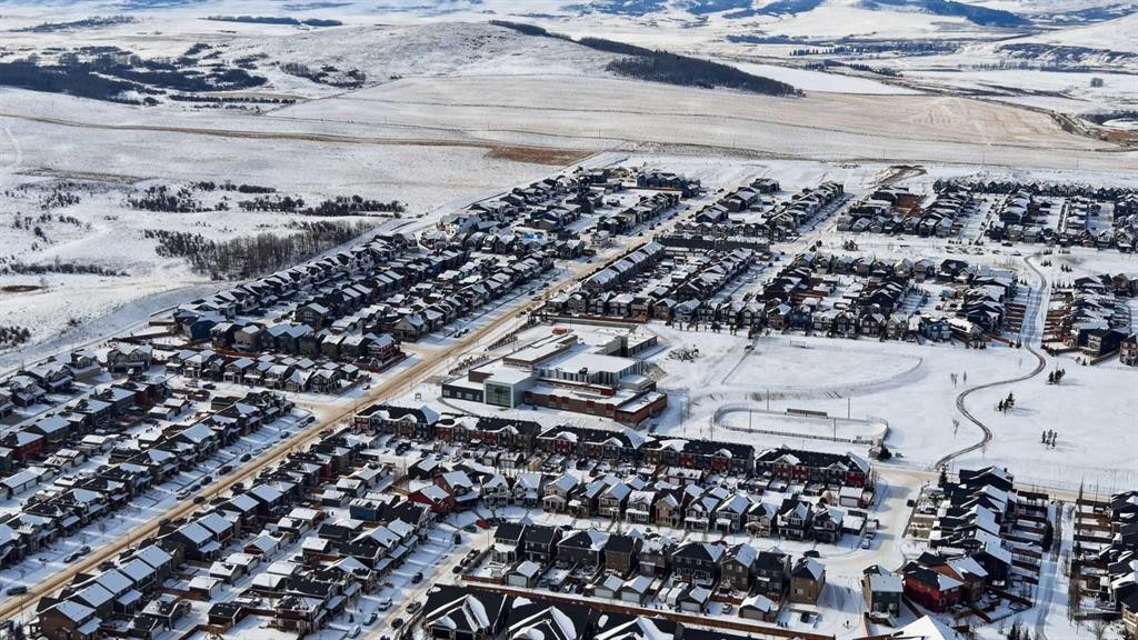 2202-250 Fireside View, Cochrane, AB - Outdoor With View