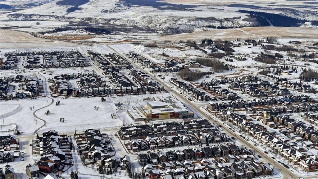 2202-250 Fireside View, Cochrane, AB - Outdoor With View