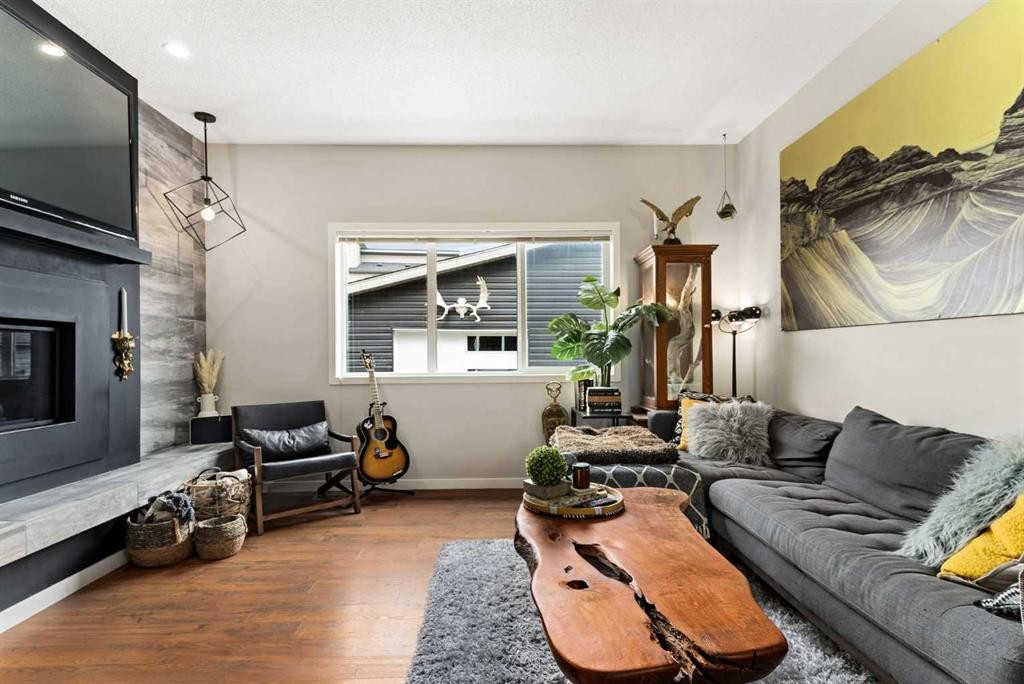 205 Copperpond Parade Se, Calgary, AB