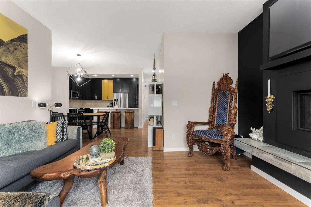 205 Copperpond Parade Se, Calgary, AB