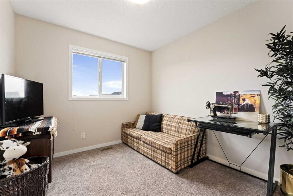 205 Copperpond Parade Se, Calgary, AB