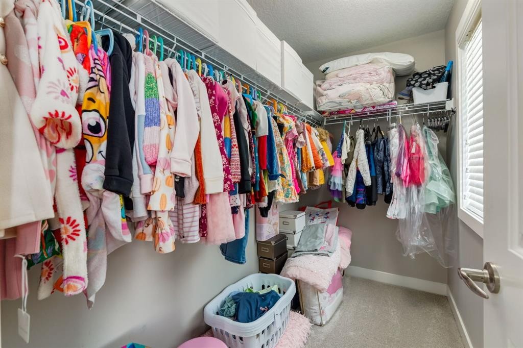 39 Cranbrook Crescent Se, Calgary, AB - Indoor With Storage