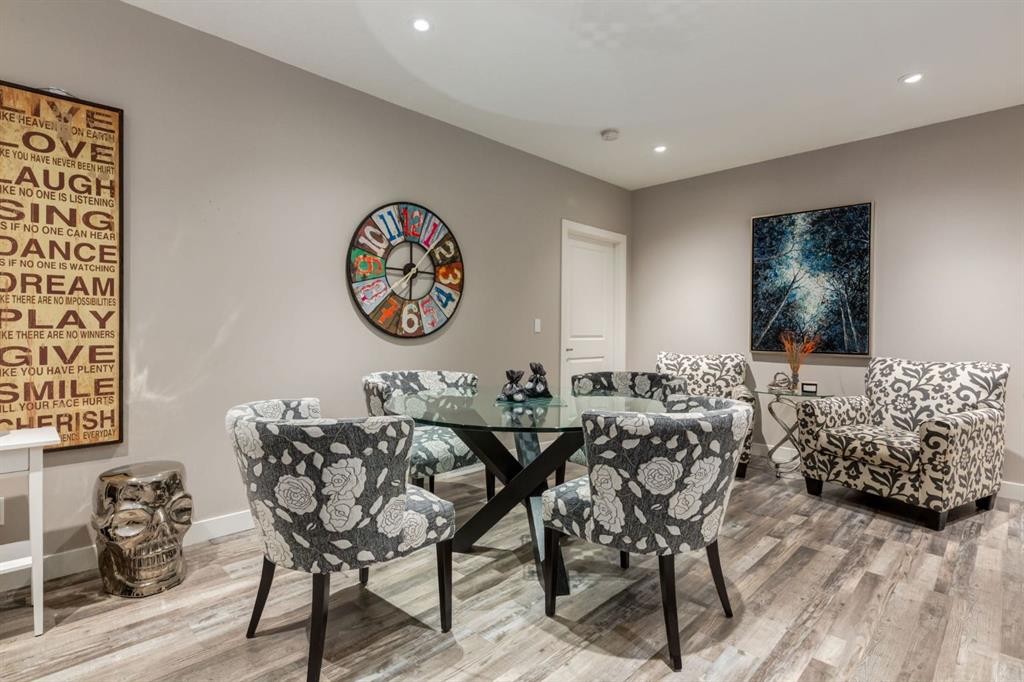 39 Cranbrook Crescent Se, Calgary, AB - Indoor Photo Showing Dining Room
