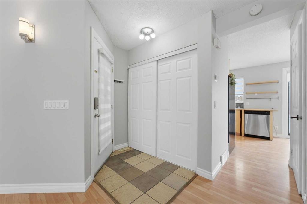 43 Martindale Court Ne, Calgary, AB - Indoor Photo Showing Other Room
