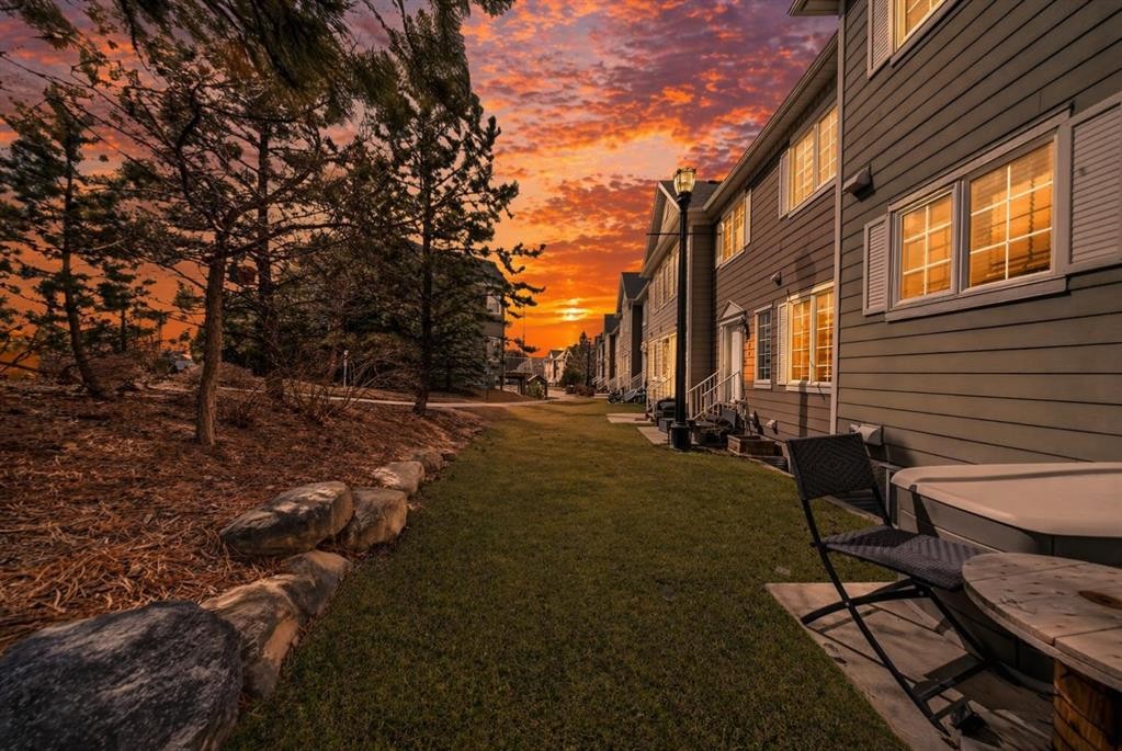 212 Cascades Pass, Chestermere, AB - Outdoor